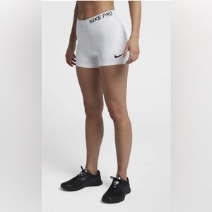 NWT Nike Pro Women’s Training Shorts | L | White